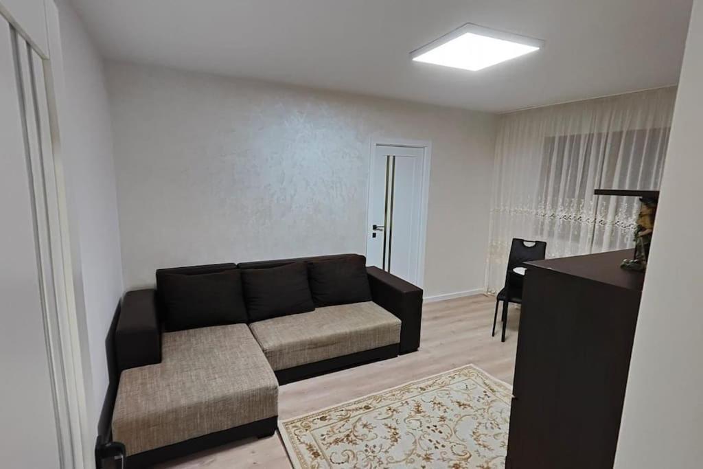 Apartament In Buzău Exterior photo